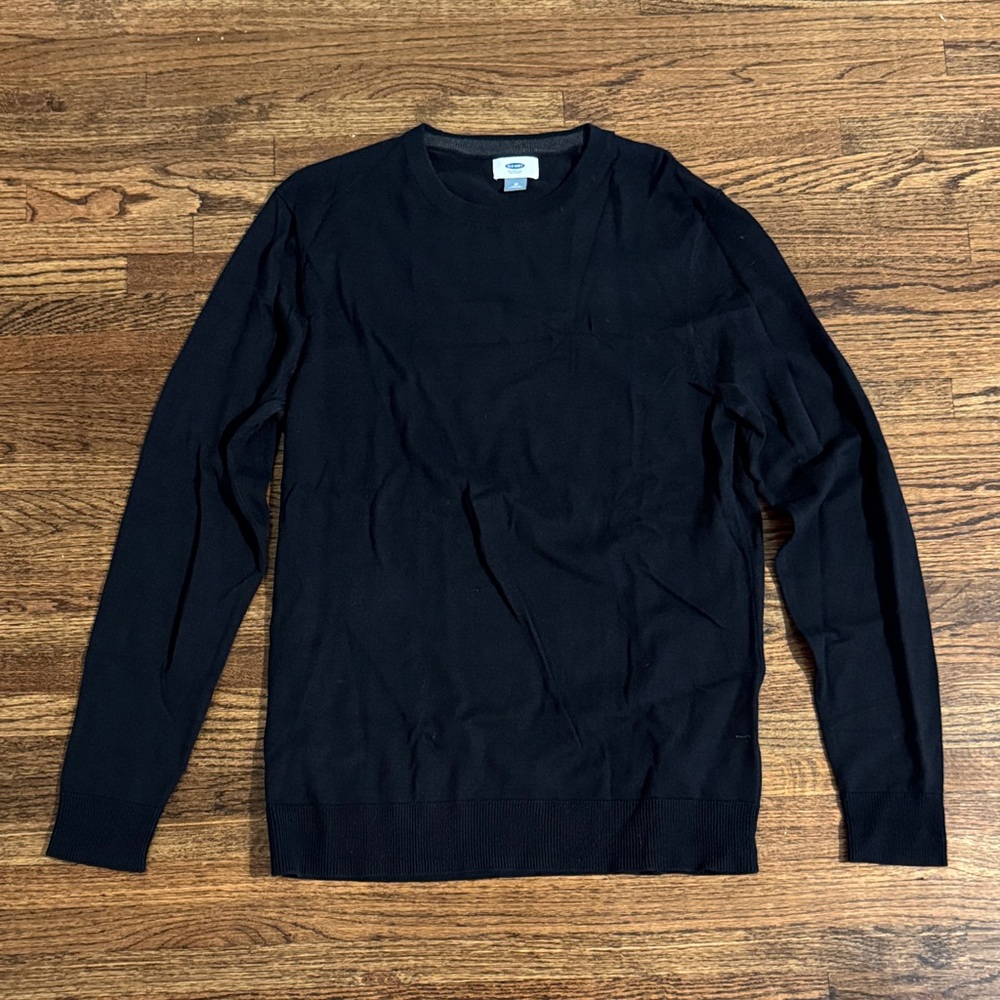 NWOT Old Black Men's Black Crewneck Sweater